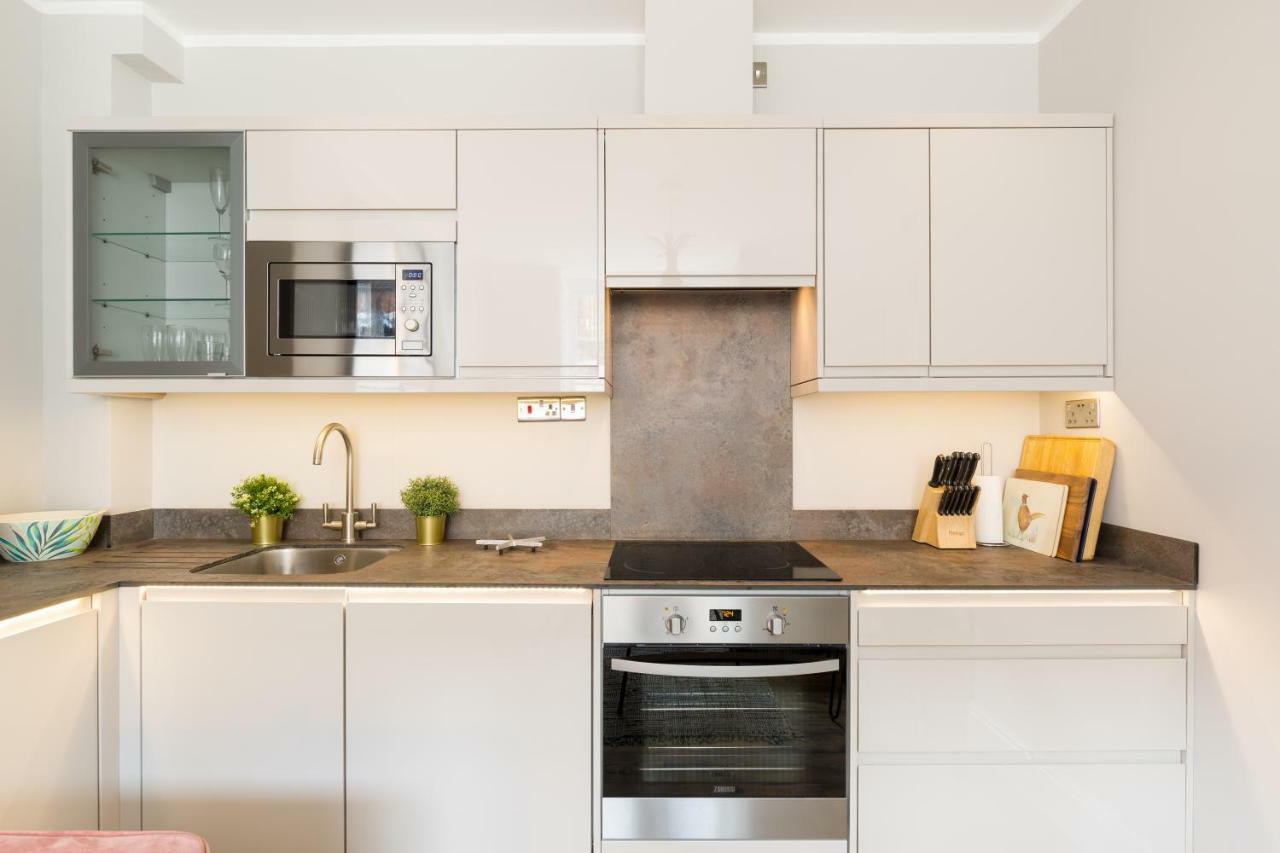 L-Spa Boutique Apartments ليمينغتون المظهر الخارجي الصورة